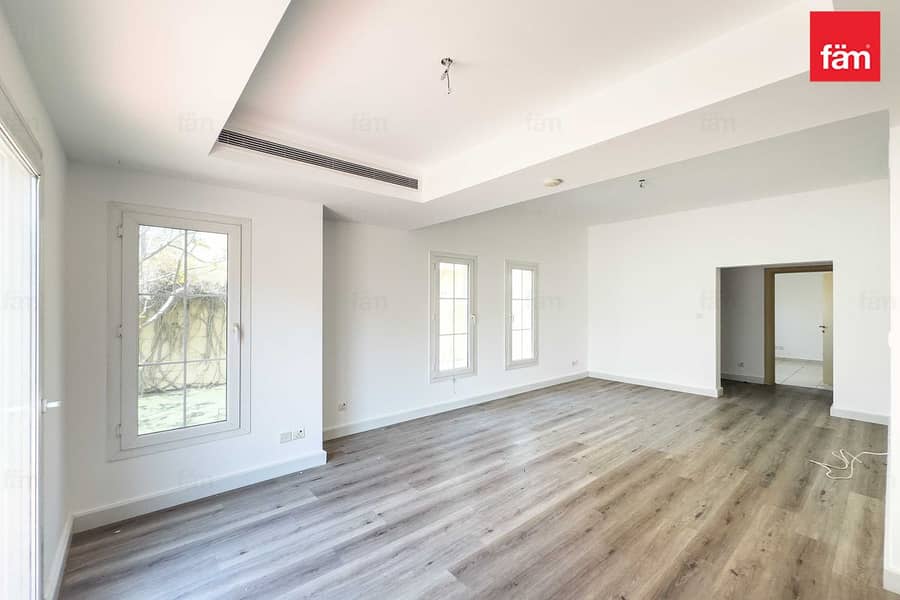 Large Layout | Vacant | Fully Upgraded Large Layout | Vacant | Fully Upgraded