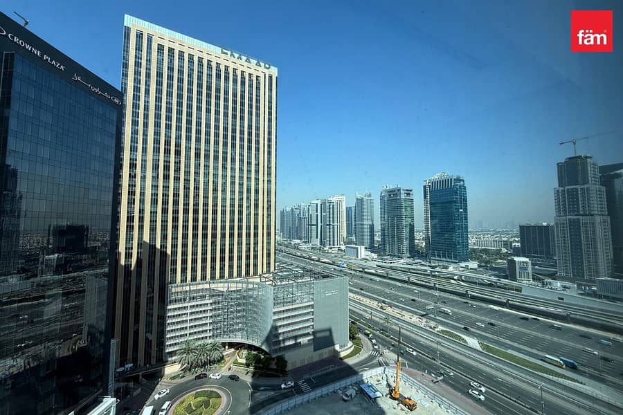 Spacious 2BR in West Avenue Tower, Dubai Marina Spacious 2BR in West Avenue Tower, Dubai Marina