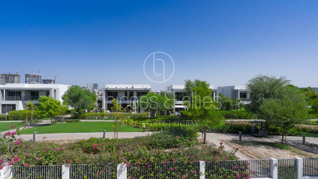 5 BED | E4 ON GREEN BELT WITH POOL | LARGE PLOT 5 BED | E4 ON GREEN BELT WITH POOL | LARGE PLOT