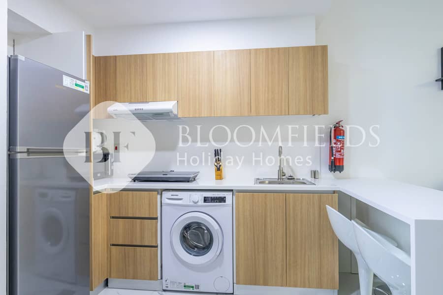 6 Kitchen 1. jpg