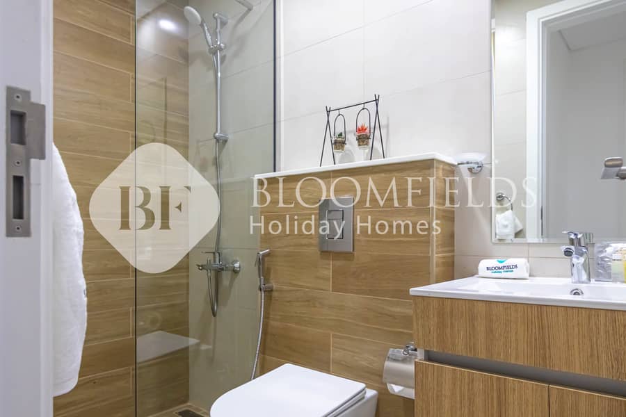 15 Bathroom 1. jpg