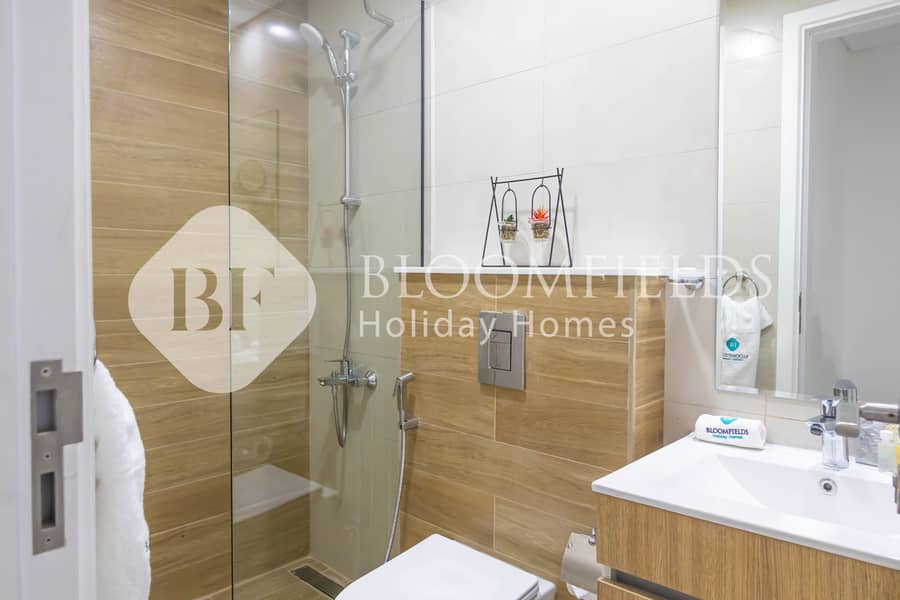 16 Bathroom 2. jpg