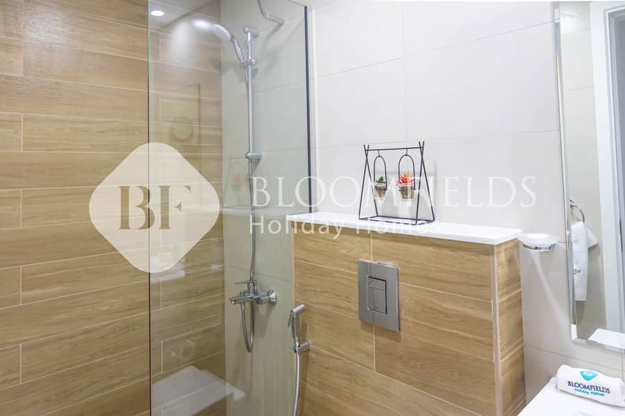 17 Bathroom 3. jpg