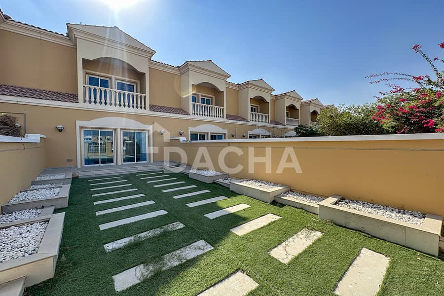 UPGRADED! / Conv. to 2Br / Single Row UPGRADED! / Conv. to 2Br / Single Row