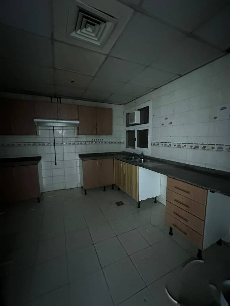 13 d2be8a95-a557-4c5a-aef0-6c86abf84be3. jpg