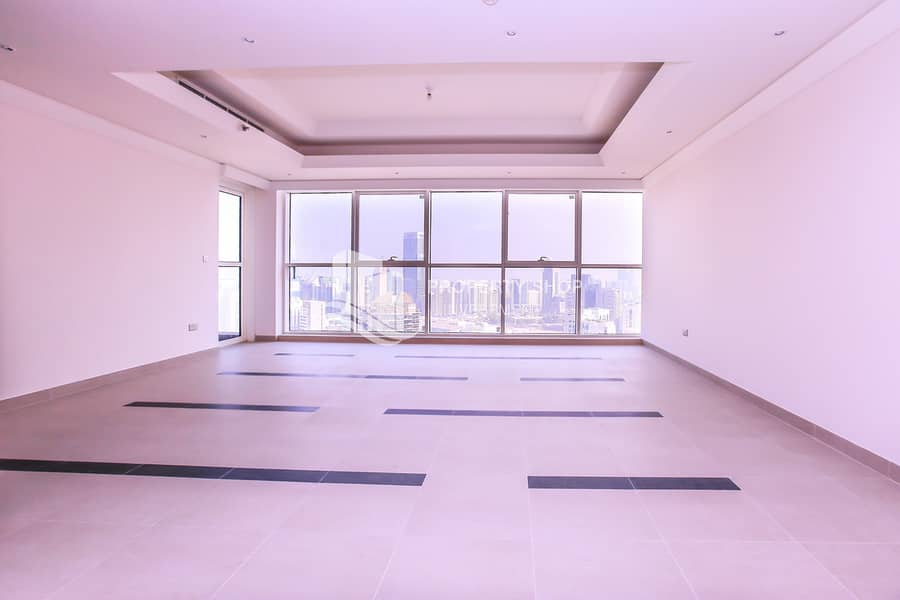5 4-bedroom-apartment-abu-dhabi-corniche-wave-tower-living-area-1. JPG