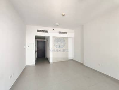 Studio for Rent in Dubai Production City (IMPZ), Dubai - WhatsApp Image 2025-05-15 at 16.05. 32 (1). jpeg