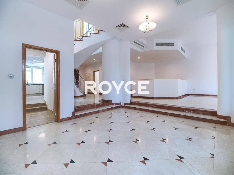 Вилла в Джумейра,Джумейра 1, 4 cпальни, 450000 AED - 11593856 Вилла в Джумейра,Джумейра 1, 4 cпальни, 450000 AED - 11593856