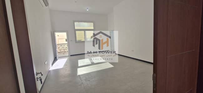 شقة 2 غرفة نوم للايجار في مدينة الرياض، أبوظبي - IMG-20250515-WA0017. jpg
