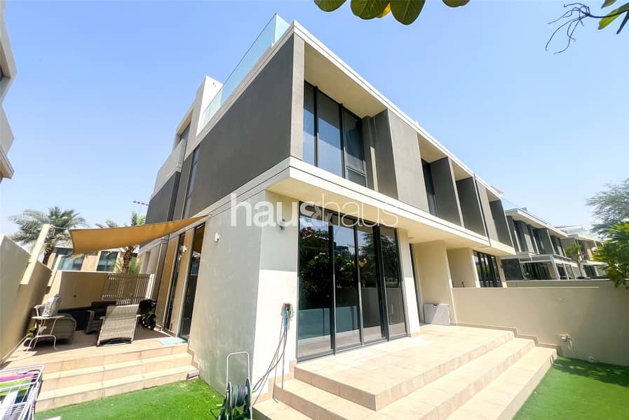 Вилла в Дубай Хиллс Истейт,Клаб Виллы, 3 cпальни, 500000 AED - 11659321 Вилла в Дубай Хиллс Истейт,Клаб Виллы, 3 cпальни, 500000 AED - 11659321