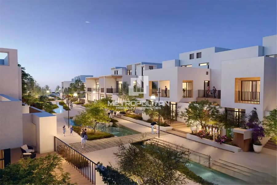 Family Home | Private Garden | Big Layout Family Home | Private Garden | Big Layout