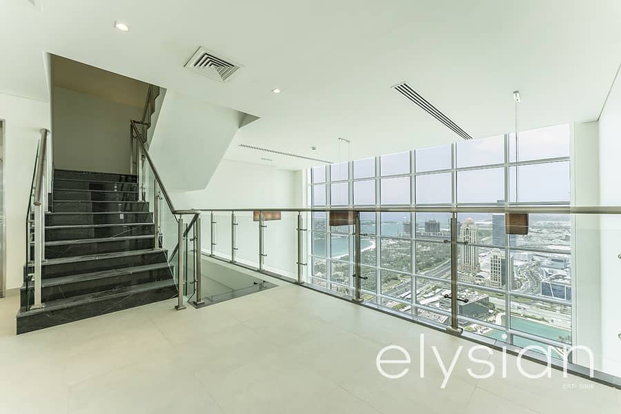 Vacant I Private Pool + Lift I Triplex Vacant I Private Pool + Lift I Triplex