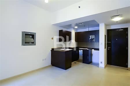 1 Bedroom Flat for Sale in Jumeirah Village Circle (JVC), Dubai - Rented | Community View | Cozy | Summer