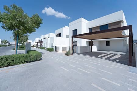 5 Bedroom Villa for Rent in Yas Island, Abu Dhabi - Vacant | Near Entrance | Negotiable