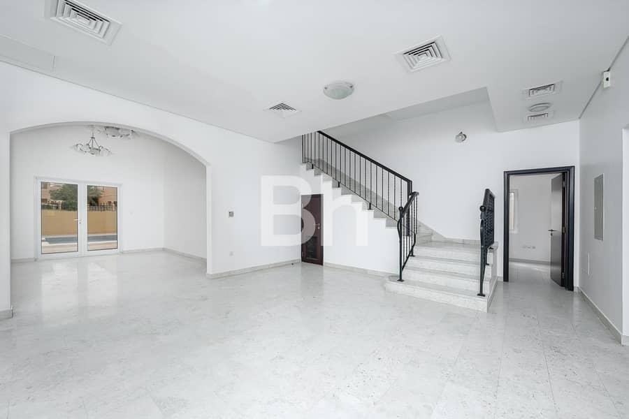 Prime Location | Private Pool | Big Plot Prime Location | Private Pool | Big Plot