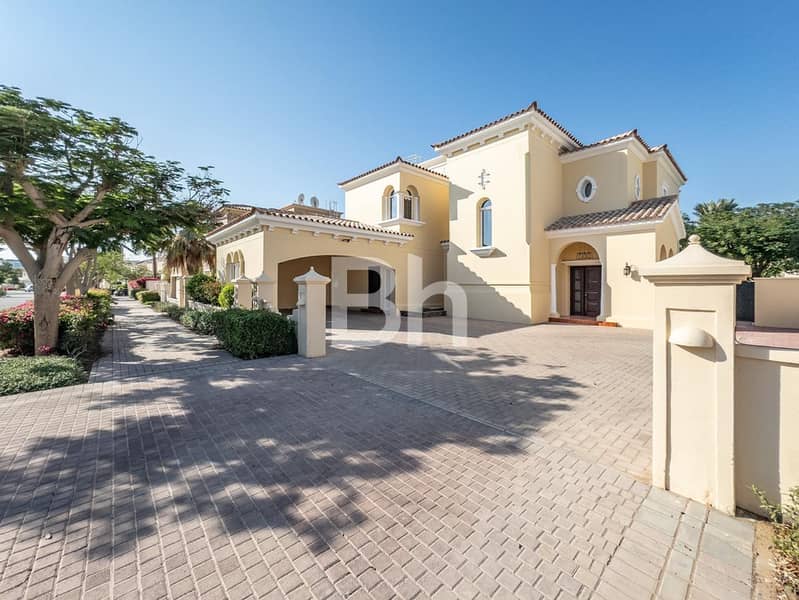 Close to Pool |  Spacious l Maintained | Vacant