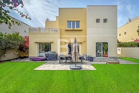 4 Bedroom Villa for Rent in The Meadows, Dubai - Upgraded | Spacious | Large Roof Terrace