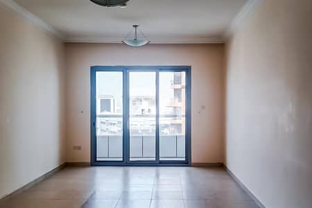 2 Bedroom Apartment for Sale in Al Khan, Sharjah - Huge 2BR | Distress Deal | Style Tower