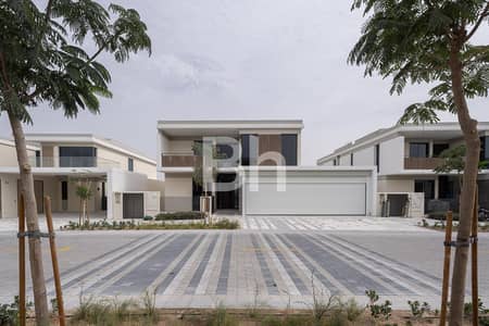 5 Bedroom Villa for Sale in Tilal Al Ghaf, Dubai - Upgraded | Large Corner Plot | Single Row