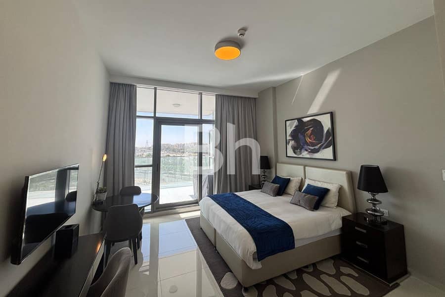 Vacant Fully Furnished | Large balcony | Pristine Vacant Fully Furnished | Large balcony | Pristine
