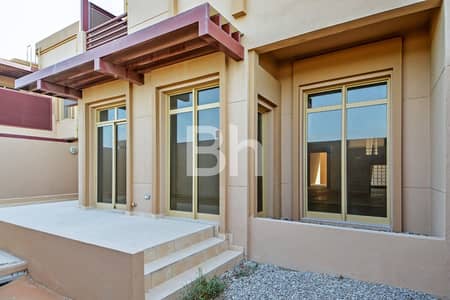 تاون هاوس 4 غرف نوم للبيع في مدينة خليفة، أبوظبي - تاون هاوس في خزامة،حدائق الجولف،مدينة خليفة 4 غرف 3800000 درهم - 11403081