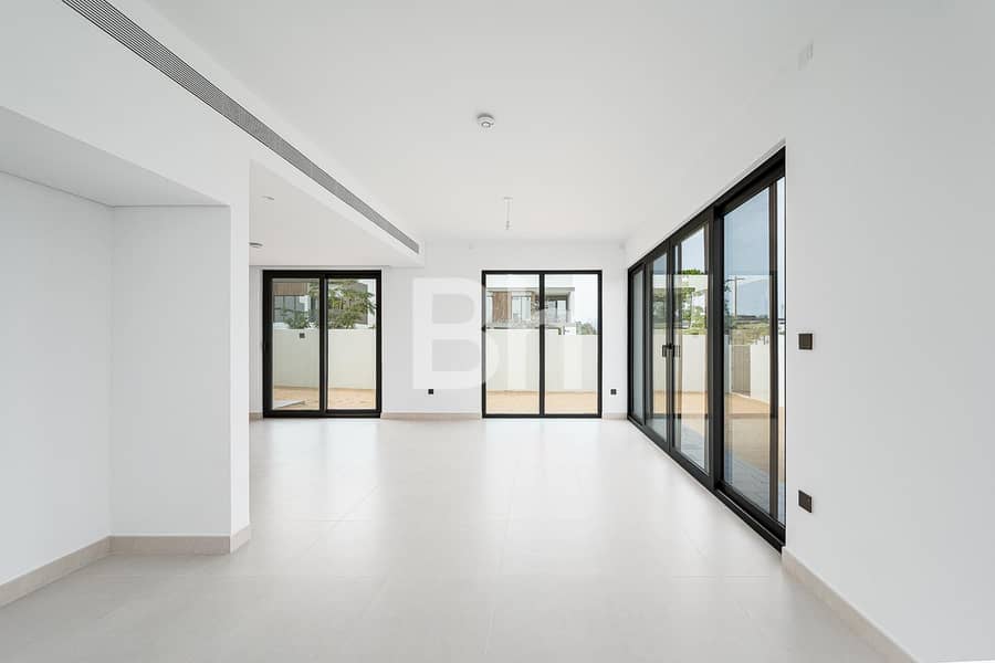Sky Suite I Landscaped I Aura 2 I Garage Sky Suite I Landscaped I Aura 2 I Garage
