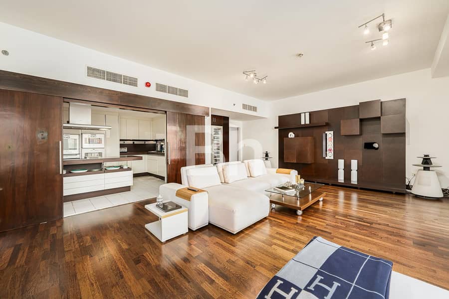 Upgraded Penthouse | Amazing Price | VOT