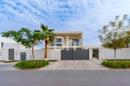 6 Bedroom Villa for Rent in Yas Island, Abu Dhabi - Golf and County Club View | Stand Alone | Ready