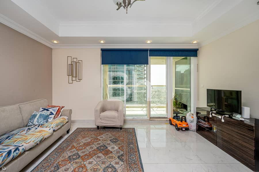 Vacant | Corner Unit | Spacious | High Floor Vacant | Corner Unit | Spacious | High Floor