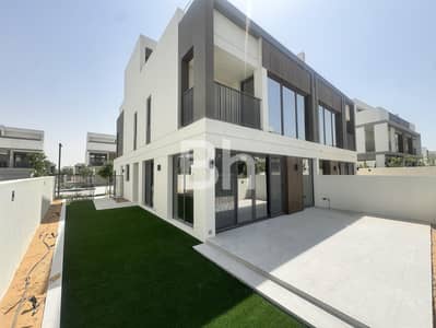 4 Bedroom Villa for Rent in Tilal Al Ghaf, Dubai - Landscaped Garden | Brand NEW | Spacious