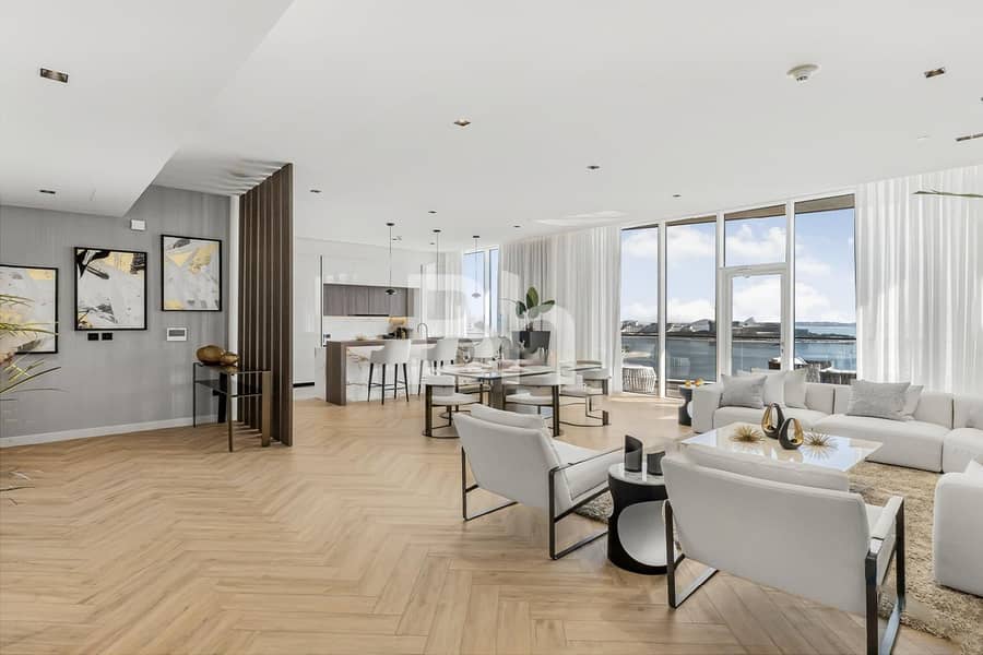 Sea View | Fully Upgraded | Vacant