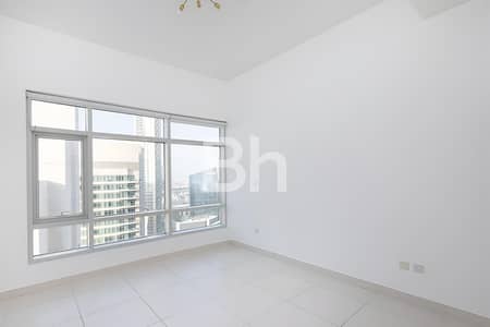 2 Bedroom Apartment for Rent in Downtown Dubai, Dubai - Unfurnished | Chiller Free | Ready to Move In