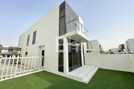 تاون هاوس 3 غرف نوم للبيع في (أكويا من داماك) داماك هيلز 2، دبي - تاون هاوس في امازونيا،(أكويا من داماك) داماك هيلز 2 3 غرف 2200000 درهم - 11428819