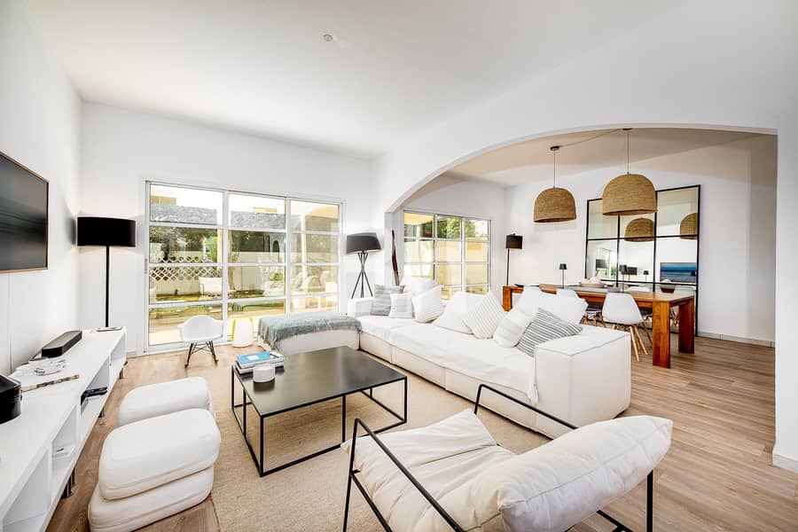 11 Villas | Close To Burj Al Arab | High ROI |Pool