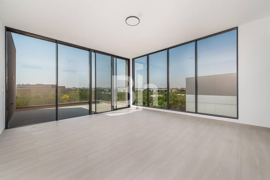 Signature Villa With Lift | Freehold | Fully Paid Signature Villa With Lift | Freehold | Fully Paid