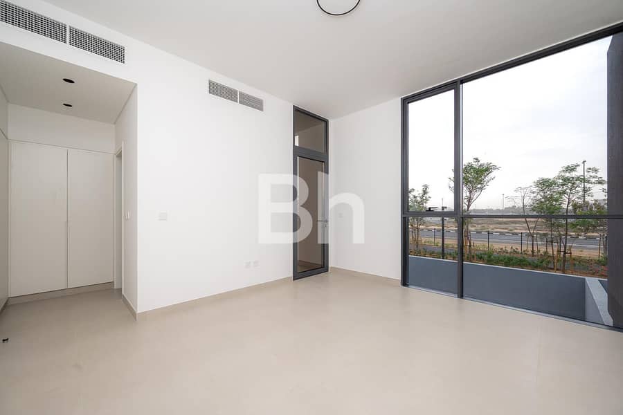 Smart Home | Spacious 2 BR Townhouse | Single Row Smart Home | Spacious 2 BR Townhouse | Single Row