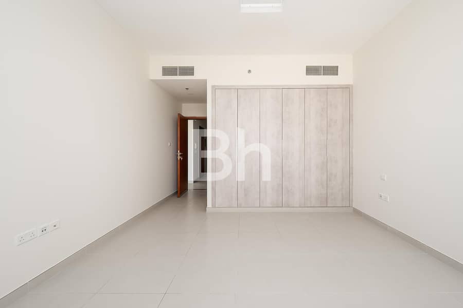 Unfurnished | Managed | High Floor