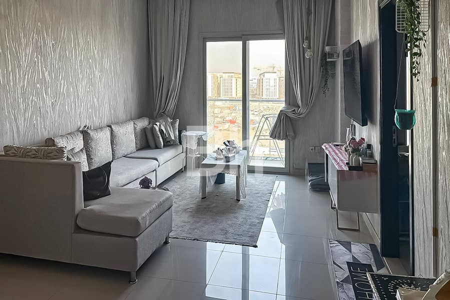 Spacious 2BR | 2 Parking Spaces | Modern Living