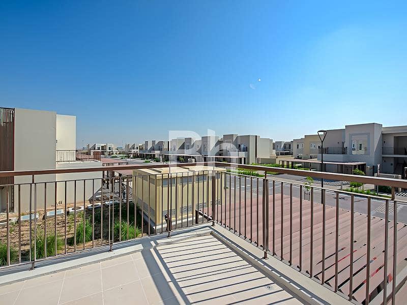 Single Row | Investment Opportunity | Spacious Single Row | Investment Opportunity | Spacious