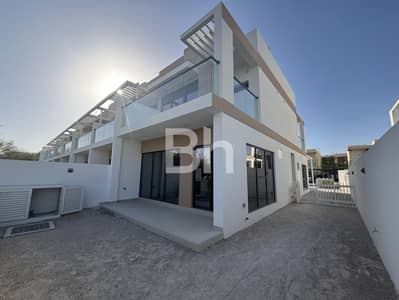 4 Bedroom Villa for Rent in DAMAC Hills, Dubai - Corner house | Vacant | Park View