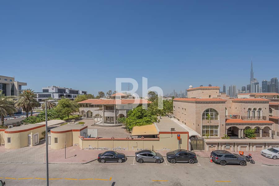 Brand New | Burj View | Bright Corner| 2 Bed +Maid