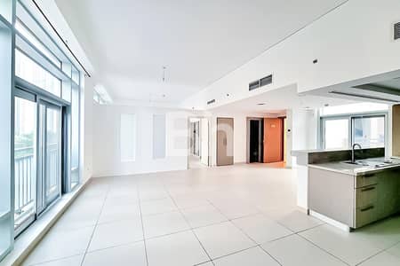 1 Bedroom Flat for Rent in Downtown Dubai, Dubai - Podium | Prime Location | Available in August
