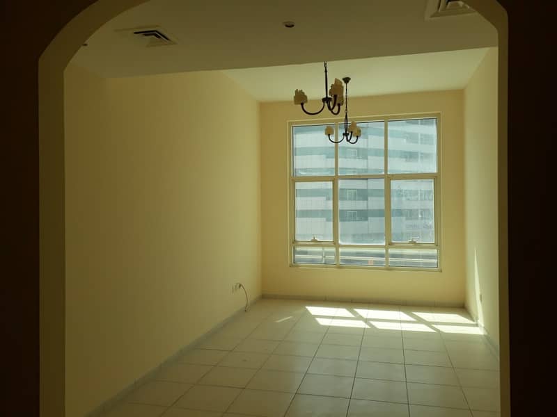 VERY CLOSE TO SHARAF DG METRO | DECENT 2 BEDROOMS APARTMENT VACANT FOR RENT
