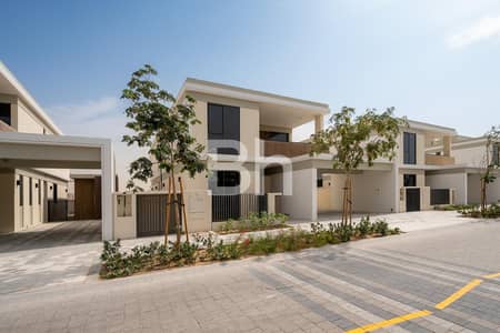 4 Bedroom Villa for Sale in Tilal Al Ghaf, Dubai - Single Row | Closed Kitchen | View today
