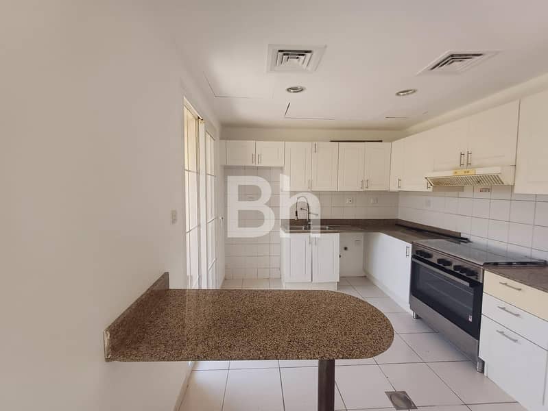 Vacant Now | Back to Back | 3 Bedroom Vacant Now | Back to Back | 3 Bedroom
