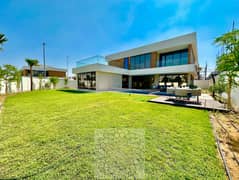 Luxury 4-Bedroom Stand Alone Villa -1.1% monthly instalment - Hot Deal - 10% Down Payment