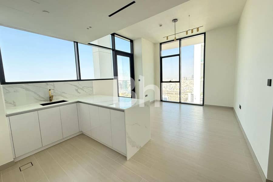 Private Pool | Modern Design | Exclusive Apartment
