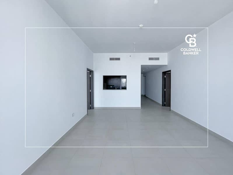 Vacant l Unfurnished l Pool View Vacant l Unfurnished l Pool View