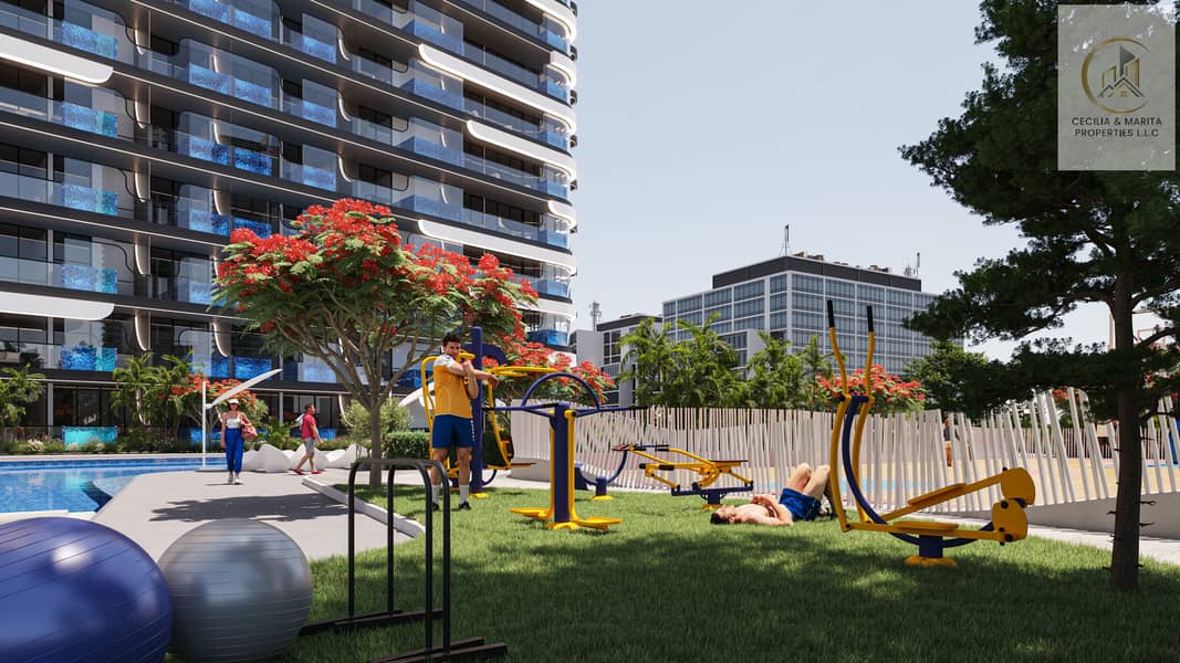 5 outdoorgym. jpg