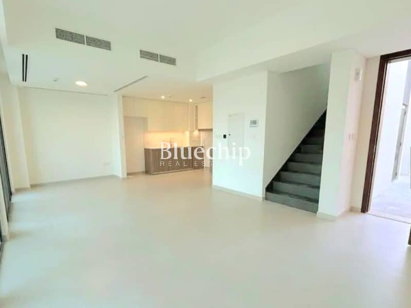 位于山谷小区,娜拉联排别墅 3 卧室的公寓 2700000 AED - 11661736 位于山谷小区,娜拉联排别墅 3 卧室的公寓 2700000 AED - 11661736
